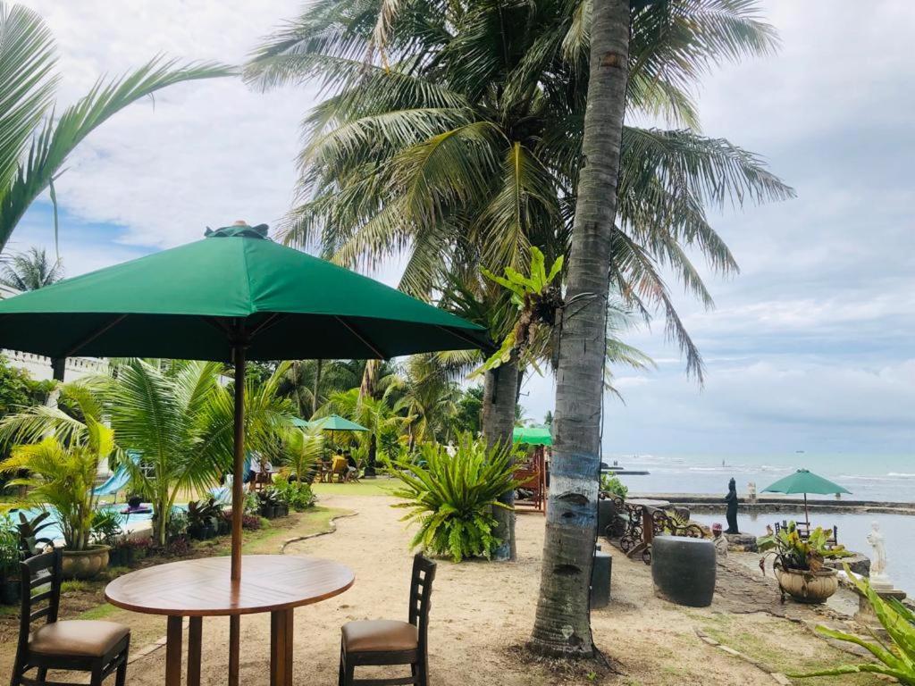 Keraton Krakatoa Hotel *